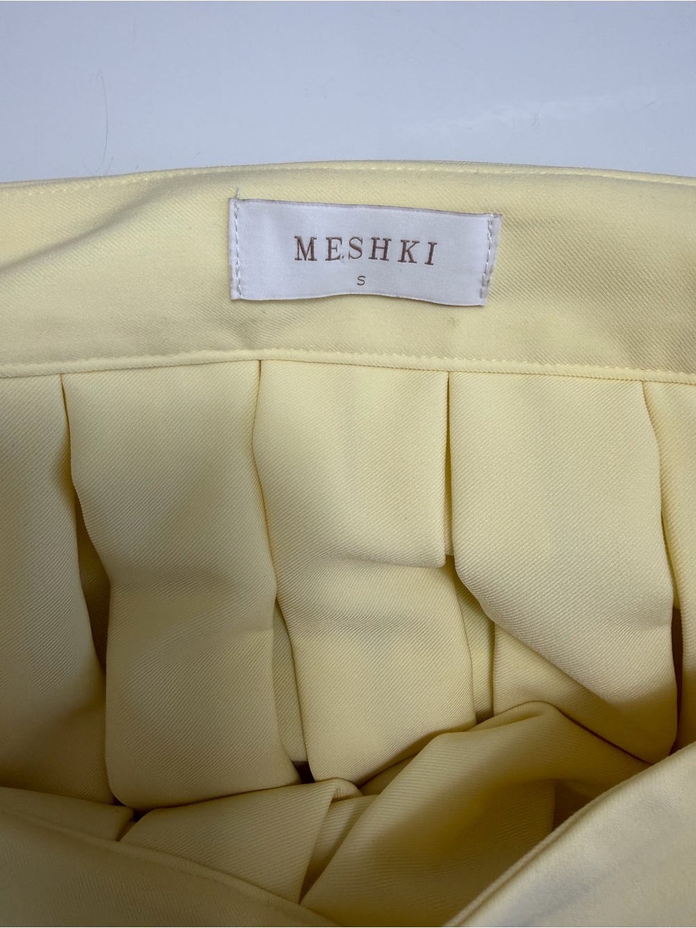 Meshki Mura Set 2 pc Vest and Pleated Skirt Yellow Size Small - Picture 12 of 13